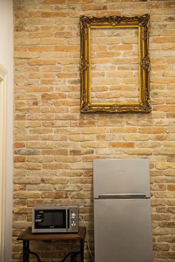 Cheerful And Cozy 2 Bedrooms 2 Bathrooms Apartment With Top Location Budapeste Exterior foto